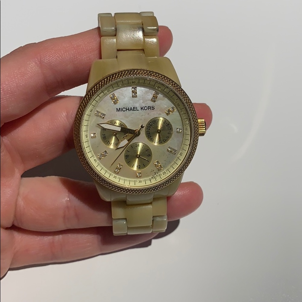 Michael Kors tan watch